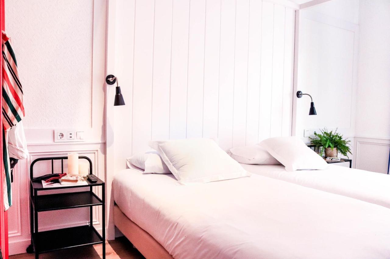 Hotel & Restaurant Marina 팔라모스 외부 사진