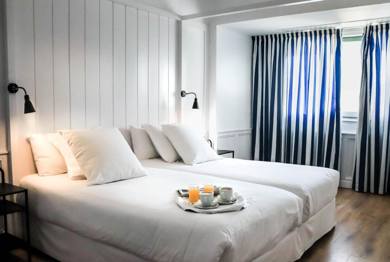 Hotel & Restaurant Marina 팔라모스 외부 사진