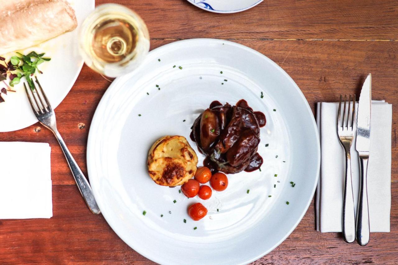Hotel & Restaurant Marina 팔라모스 외부 사진