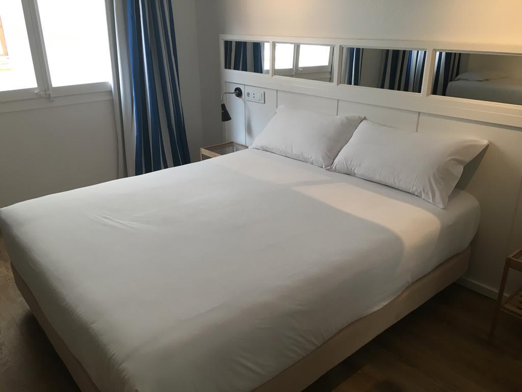 Hotel & Restaurant Marina 팔라모스 외부 사진